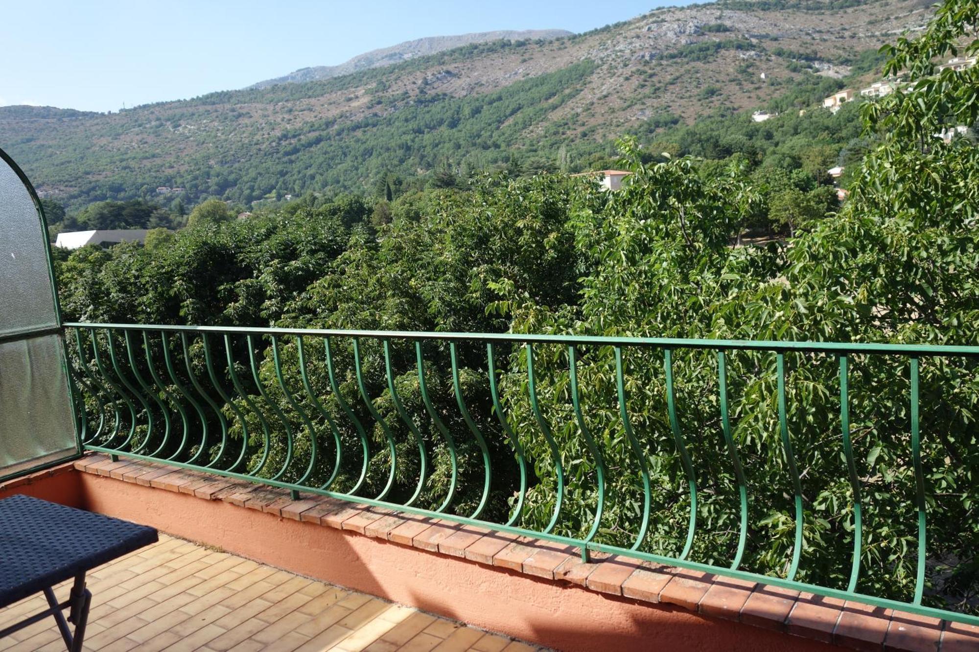 Hotel Le Prejoly Saint-Vallier-de-Thiey 객실 사진