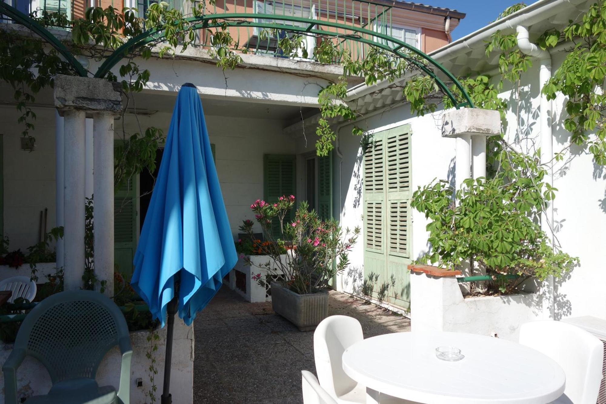 Hotel Le Prejoly Saint-Vallier-de-Thiey 객실 사진