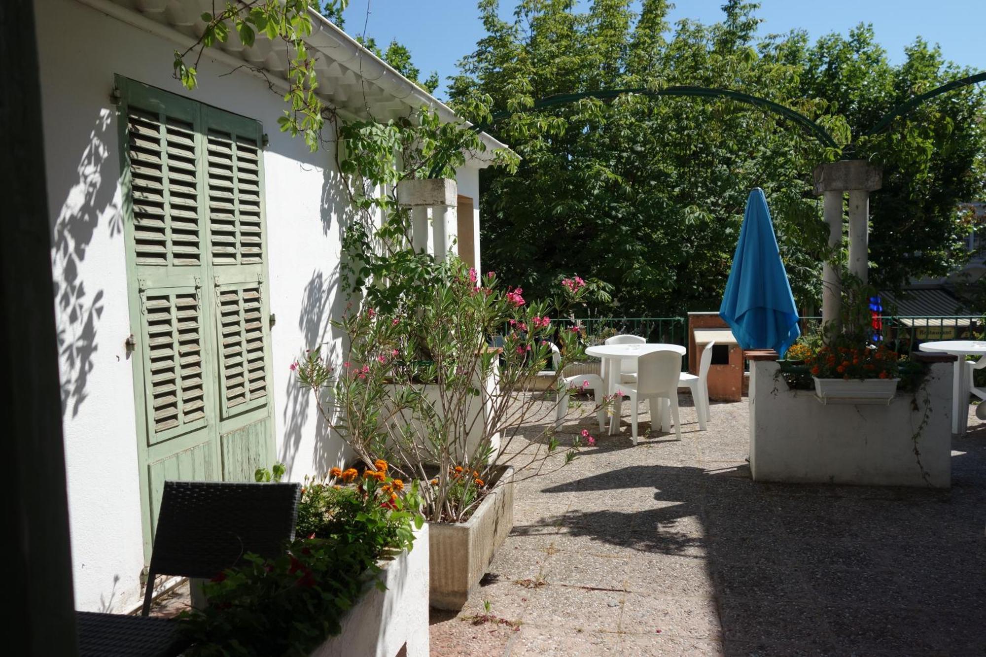 Hotel Le Prejoly Saint-Vallier-de-Thiey 객실 사진