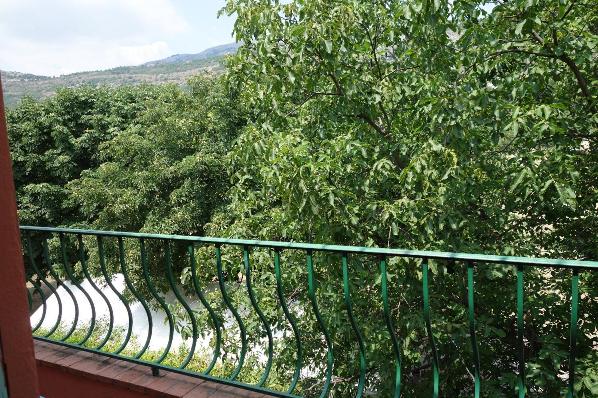 Hotel Le Prejoly Saint-Vallier-de-Thiey 객실 사진
